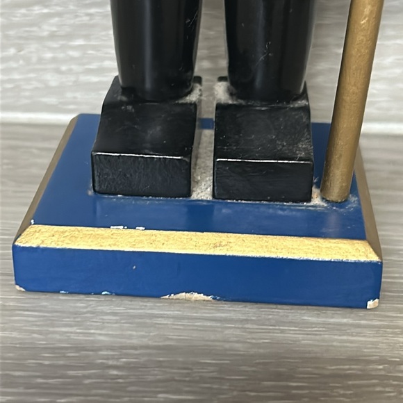 🖤Michael Wolfe 11.5” Christmas Nutcracker Fisherman - Picture 5 of 17